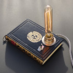 Lampe Livre Cuir