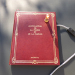 Lampe Livre Encyclopédie Femme