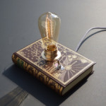 Lampe Livre Cuir